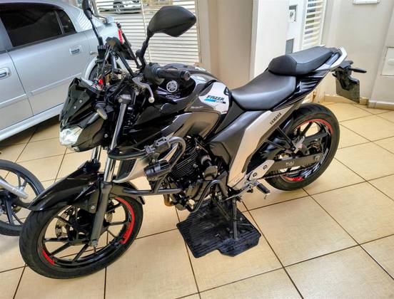 YAMAHA FZ25 FAZER ABS 
